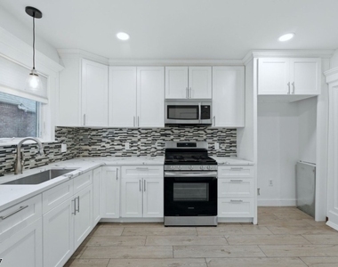 1208 Orange Ave - Photo Thumbnail 7