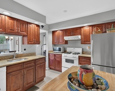 13 Kensington Rd - Photo Thumbnail 7