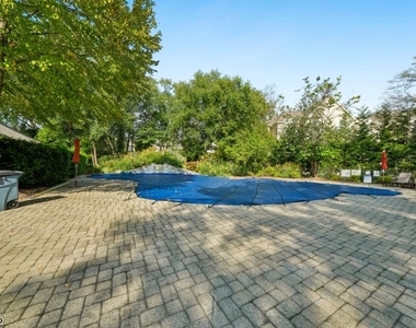 611 Binghampton Ln - Photo Thumbnail 34