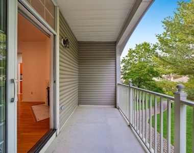 611 Binghampton Ln - Photo Thumbnail 32