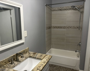 172 Burkley Pl - Photo Thumbnail 16