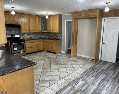 172 Burkley Pl - Photo Thumbnail 5