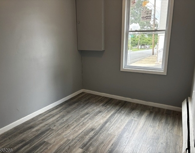 172 Burkley Pl - Photo Thumbnail 13