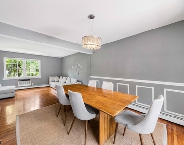 768 Springfield Ave - Photo Thumbnail 2