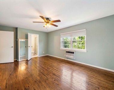 768 Springfield Ave - Photo Thumbnail 8