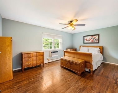 768 Springfield Ave - Photo Thumbnail 9