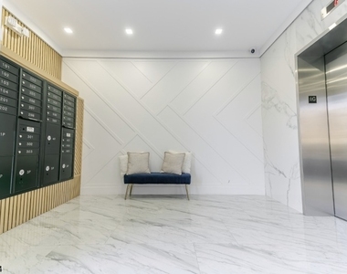 459 Bloomfield Ave - Photo Thumbnail 3