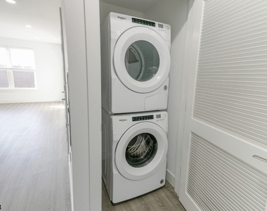 459 Bloomfield Ave - Photo Thumbnail 16