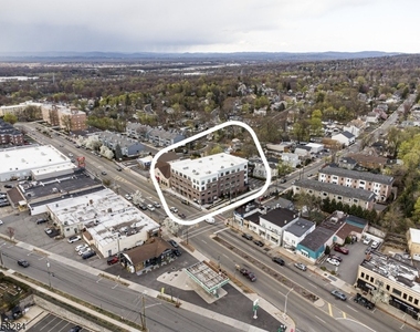 459 Bloomfield Ave - Photo Thumbnail 23