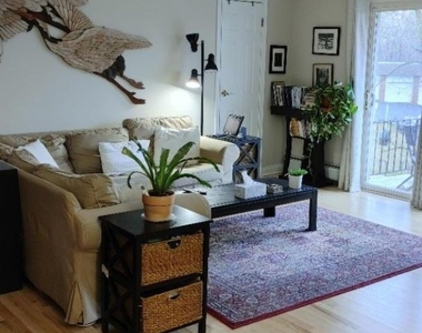 320 South Street - Photo Thumbnail 4