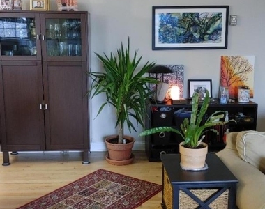 320 South Street - Photo Thumbnail 3
