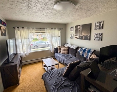 541 Downer St - Photo Thumbnail 1