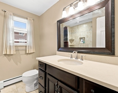 199 N Beverwyck Rd - Photo Thumbnail 5