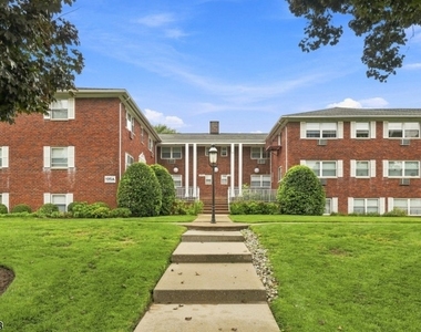 199 N Beverwyck Rd - Photo Thumbnail 12