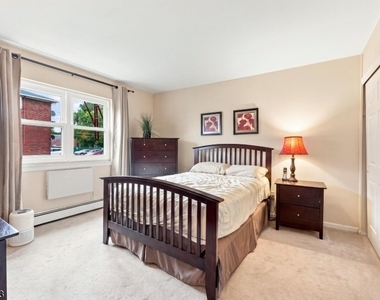 199 N Beverwyck Rd - Photo Thumbnail 7