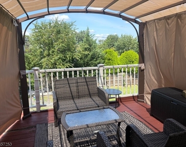 116 Lafayette Pl - Photo Thumbnail 11
