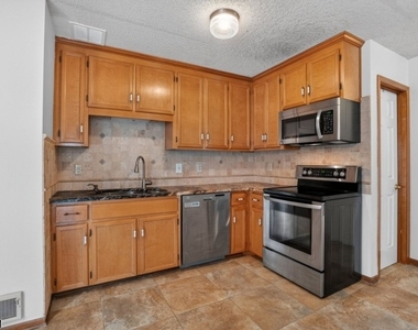 56 Portsmouth Ct - Photo Thumbnail 13