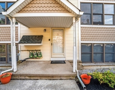 56 Portsmouth Ct - Photo Thumbnail 1