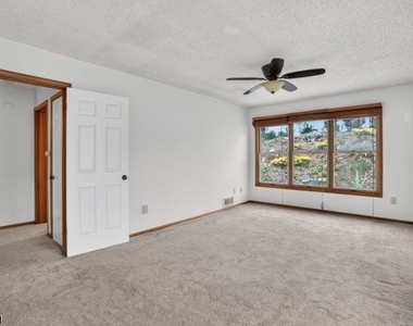 56 Portsmouth Ct - Photo Thumbnail 19
