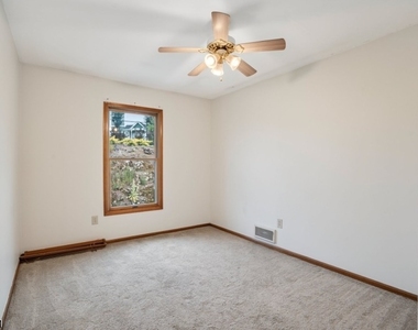 56 Portsmouth Ct - Photo Thumbnail 15
