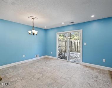 1333 Paris Court - Photo Thumbnail 4