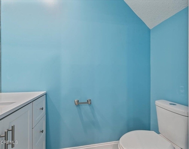 1333 Paris Court - Photo Thumbnail 9