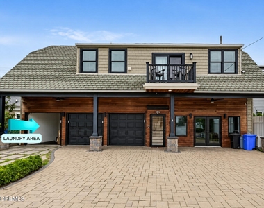 100 10th Avenue - Photo Thumbnail 28
