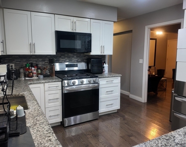 22 Lotus Court - Photo Thumbnail 11