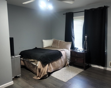 22 Lotus Court - Photo Thumbnail 17