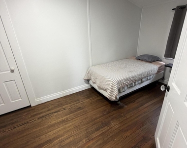 406 N Lake Drive - Photo Thumbnail 4