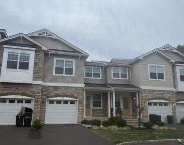 221 Brighton Avenue - Photo Thumbnail 2