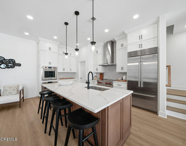 409 Lake Avenue - Photo Thumbnail 1