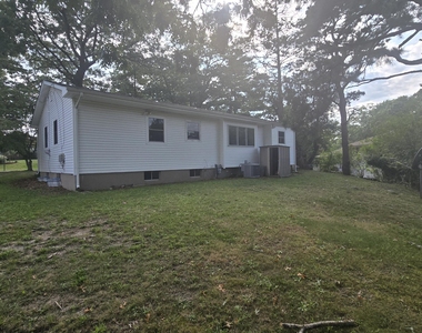 8 Oak Leaf Lane - Photo Thumbnail 10