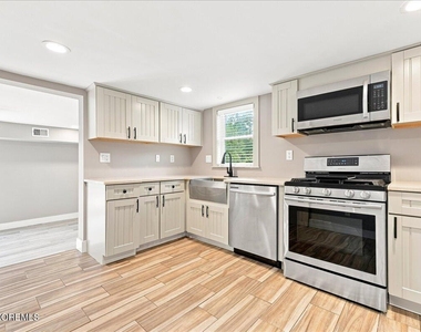 2978 Shafto Road - Photo Thumbnail 17