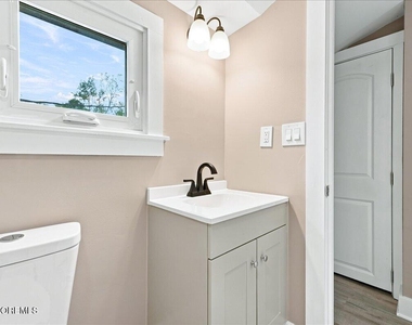 2978 Shafto Road - Photo Thumbnail 32