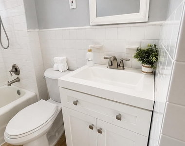 119 Raritan Avenue - Photo Thumbnail 7