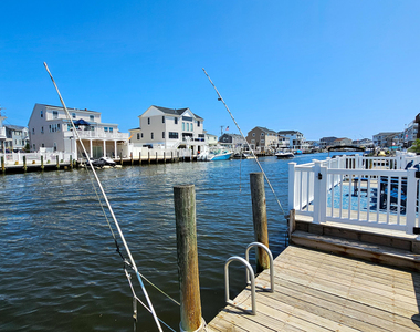1386 Paul Boulevard - Photo Thumbnail 41