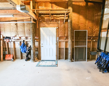 1386 Paul Boulevard - Photo Thumbnail 18