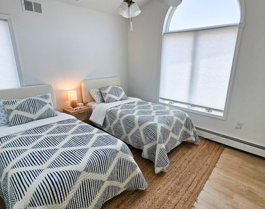 1386 Paul Boulevard - Photo Thumbnail 19