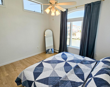 1386 Paul Boulevard - Photo Thumbnail 26
