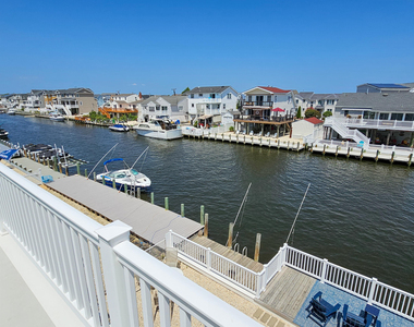 1386 Paul Boulevard - Photo Thumbnail 32