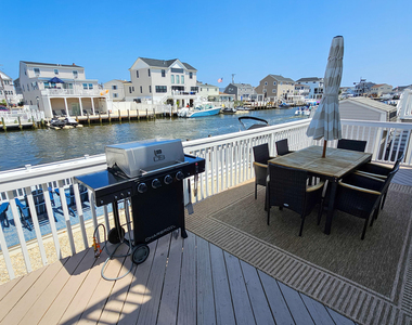 1386 Paul Boulevard - Photo Thumbnail 38