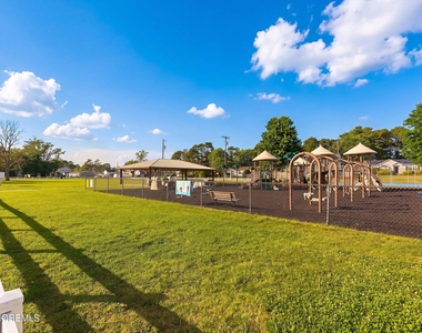 412 Birmingham Avenue - Photo Thumbnail 27