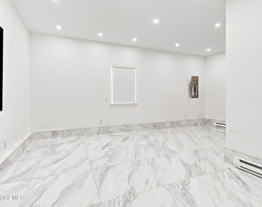 412 Birmingham Avenue - Photo Thumbnail 14
