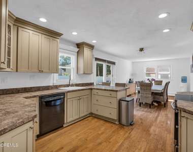 717 Corlies Avenue - Photo Thumbnail 11