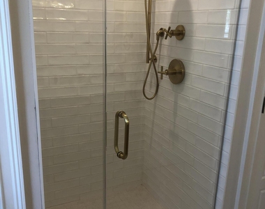 24 Bath Avenue - Photo Thumbnail 18