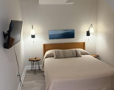 24 Bath Avenue - Photo Thumbnail 28