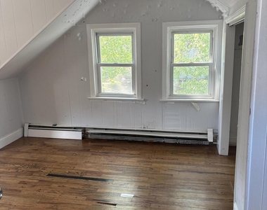 517 George Road - Photo Thumbnail 1