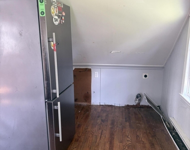 517 George Road - Photo Thumbnail 5