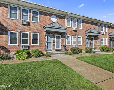 310 Maryland Avenue - Photo Thumbnail 13